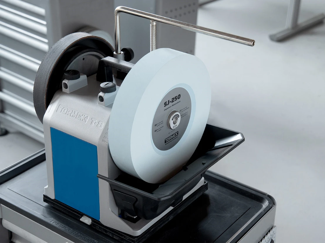 TORMEK - SJ-250 Tormek Japanese Waterstone 2 TORMEK - SJ-250 Tormek Japanese Waterstone – Image 2